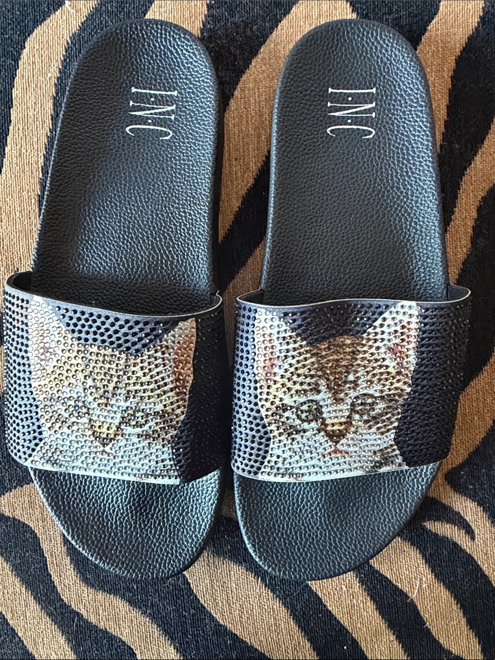 Inc Slides with Rhinestone Cat Motif - Black